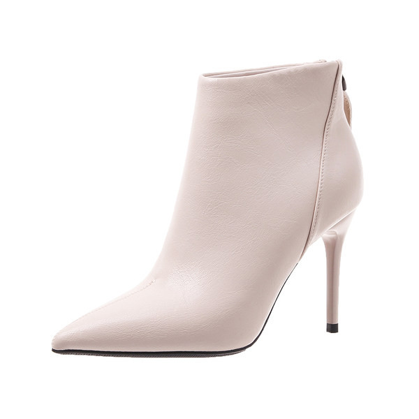 Elegantne ženske čizme od eko kože u dva modela na tanku petu