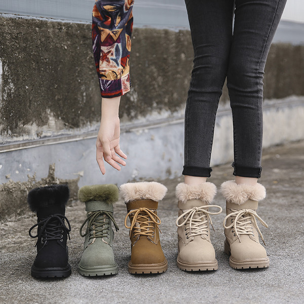 Ženske čizme s toplom postavom i grubim potplatom