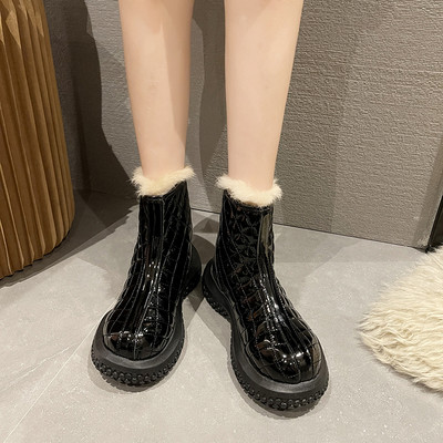 Ženske čizme od eko kože sa grubim đonom - podstavljene