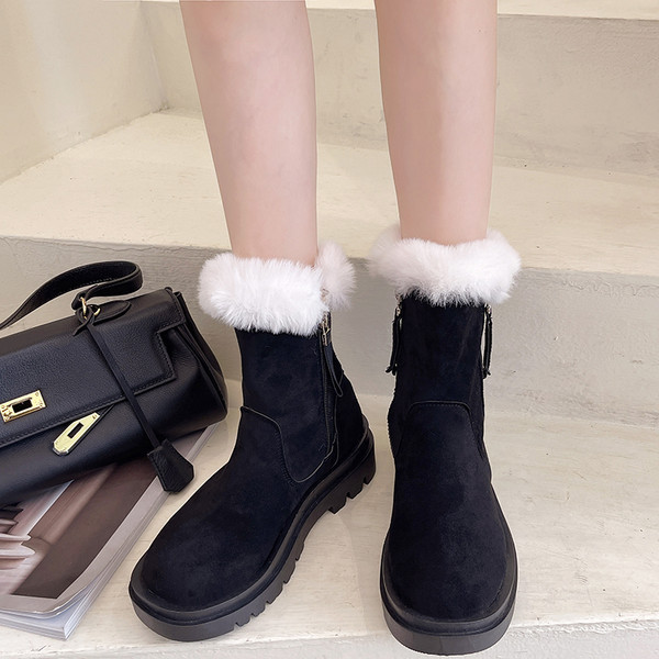 Ležerne čizme s toplom podstavom u crnoj boji