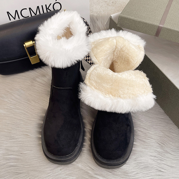 Ležerne čizme s toplom podstavom u crnoj boji