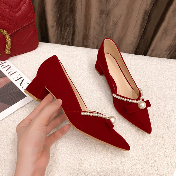 Ženske cipele od eko brušene kože u crvenoj boji - više modela