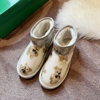 Ležerne čizme s toplom postavom i aplikacijom