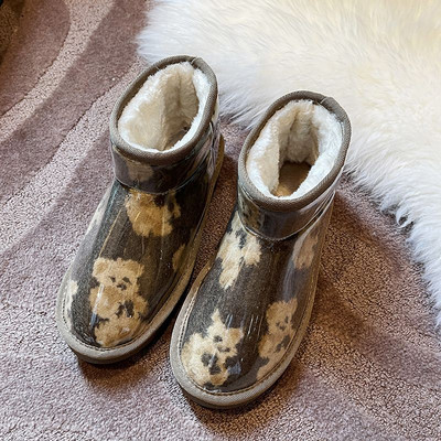 Ležerne čizme s toplom postavom i aplikacijom