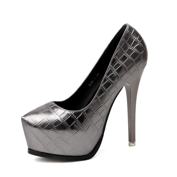 Visoke cipele od lakirane kože sa petom od 12 cm