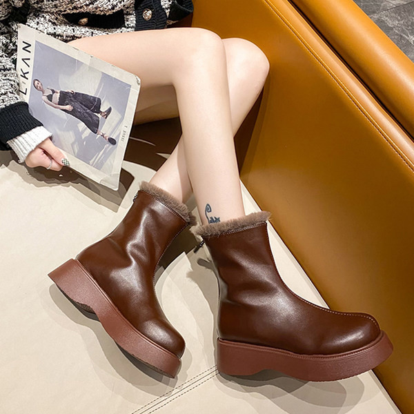 Ženske čizme od umjetne kože s visokim đonom i toplom postavom