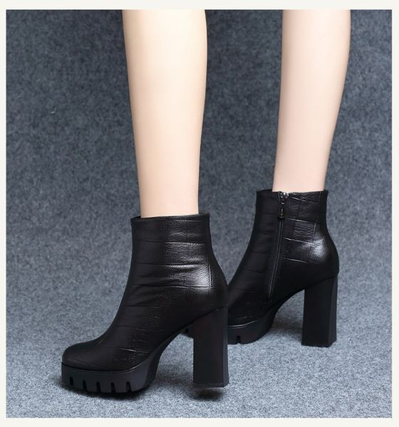 Ženske zimske čizme s visokom debelom petom i grubim potplatom