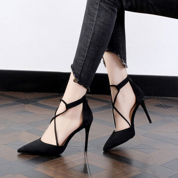 Elegantne ženske cipele na špic s patentnim zatvaračem i petom 8 cm