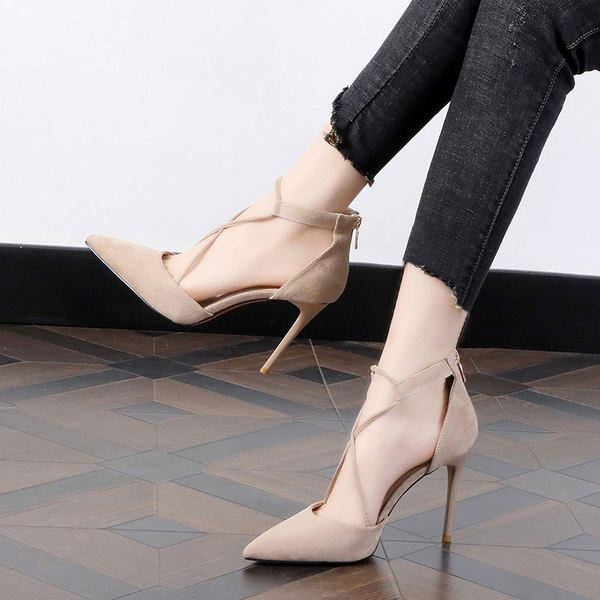 Elegantne ženske cipele na špic s patentnim zatvaračem i petom 8 cm