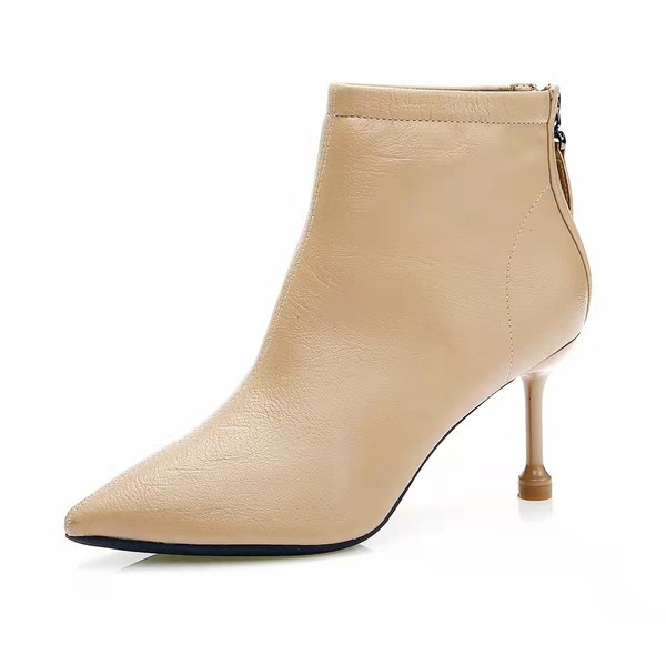 Ženske kožne čizme na tanku petu - model na špic