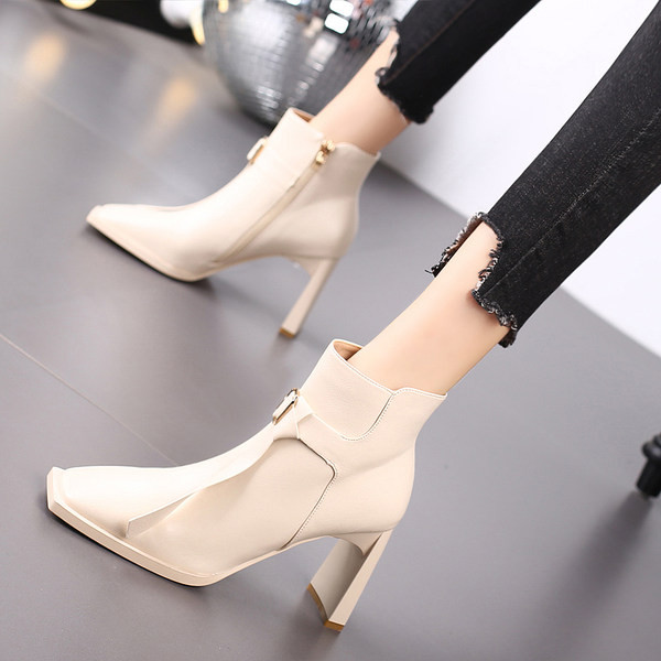 Ženske cipele sa patentnim zatvaračem i petom u tri boje