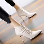 Čiste ženske čizme s visokom petom 9 cm i kopčanjem na zip