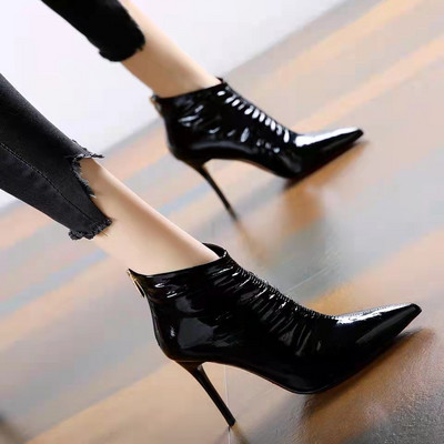 Čiste ženske čizme s visokom petom 9 cm i kopčanjem na zip