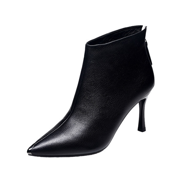 Ženske gležnjače na špic od eko kože