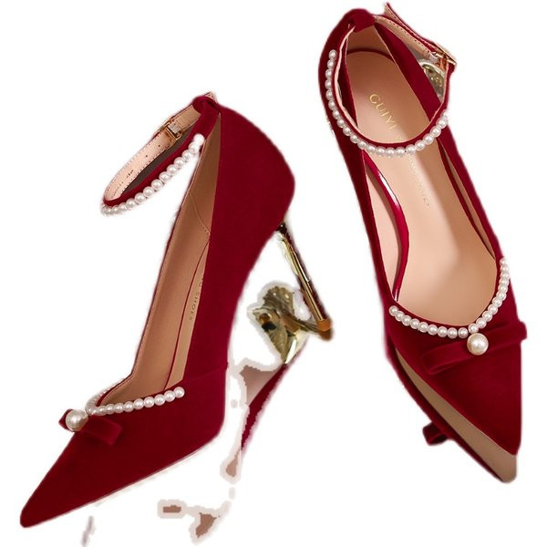 Ženske cipele od eko brušene kože s bisernim remenom