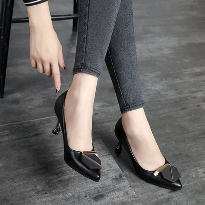 Pantofi moderni de dama din imitatie de piele