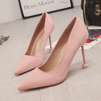 Κομψά μυτερά παπούτσια ψηλοτάκουνα -9,5 cm