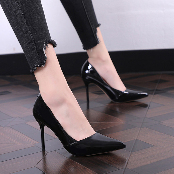 Elegantne cipele na špic s petom 9 cm u više boja