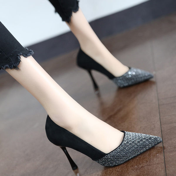 Elegantne ženske cipele sa tankom petom od 6,5 cm