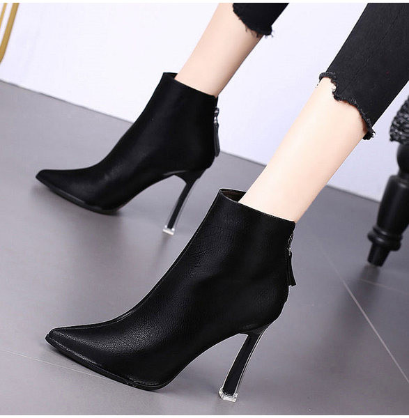 Moderne ženske čizme od umjetne kože s patentnim zatvaračem