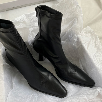 Γυναικείες μυτερές μπότες από οικολογικό δέρμα με φερμουάρ και ψηλό λεπτό τακούνι 8 cm