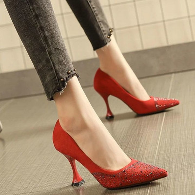 Модерни дамски заострени обувки с камъни - три цвята