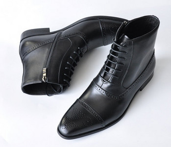 Muške čizme s ravnim potplatom, kopčanjem na patentni zatvarač i vezicama