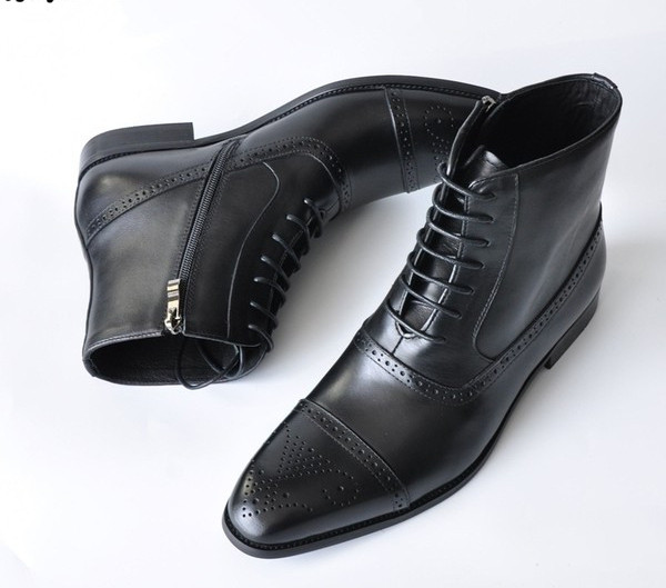 Muške čizme s ravnim potplatom, kopčanjem na patentni zatvarač i vezicama