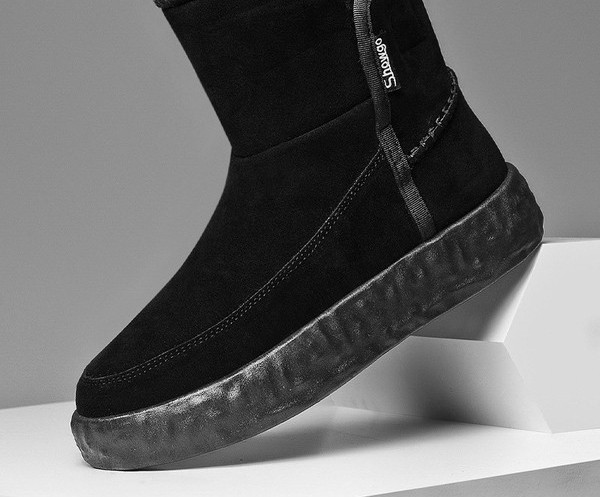 Мъжки боти с дебела кадифена подплата и висока подметка 