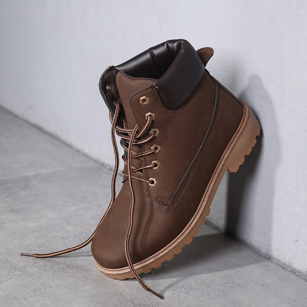 Ανδρικά μποτάκια casual με κορδόνια στρογγυλεμένο σχέδιο