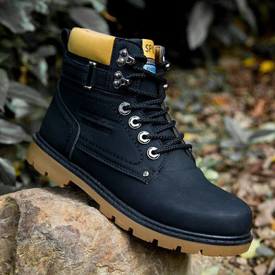 Мъжки боти от еко кожа  с груба подметка