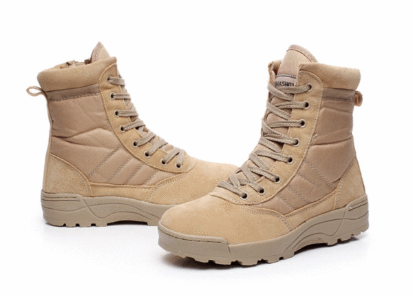 Muške čizme s grubim đonom na vezice i amblem