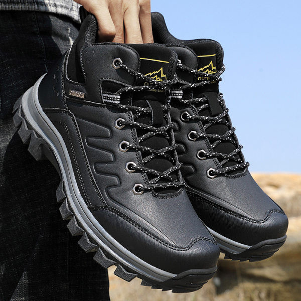 Мъжки обувки с връзки подходящи за зимата