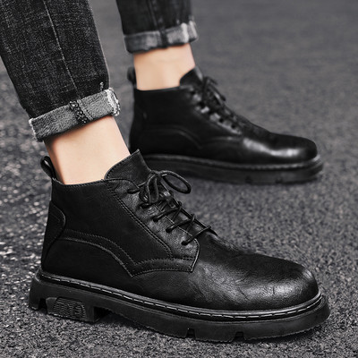 Κομψές μπότες από οικολογικό δέρμα με επίπεδη σόλα για άνδρες