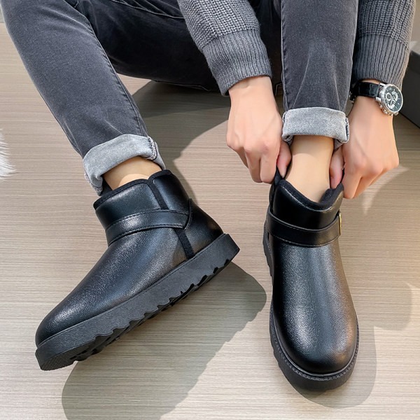 Moderne muške čizme od eko kože sa mekom postavom i kopčom