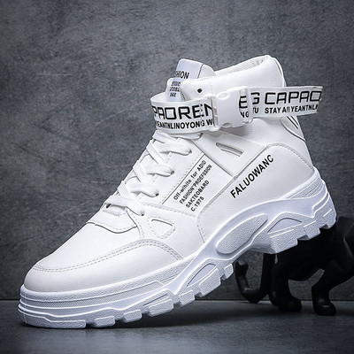 Мъжки актуални боти с връзки в три модела