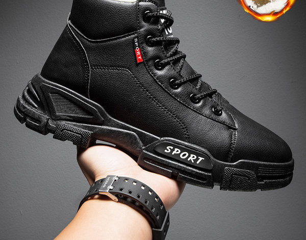 Zimske muške čizme s toplom postavom i natpisima