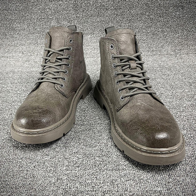 Ανδρικές μπότες με κορδόνια - πολλά μοντέλα