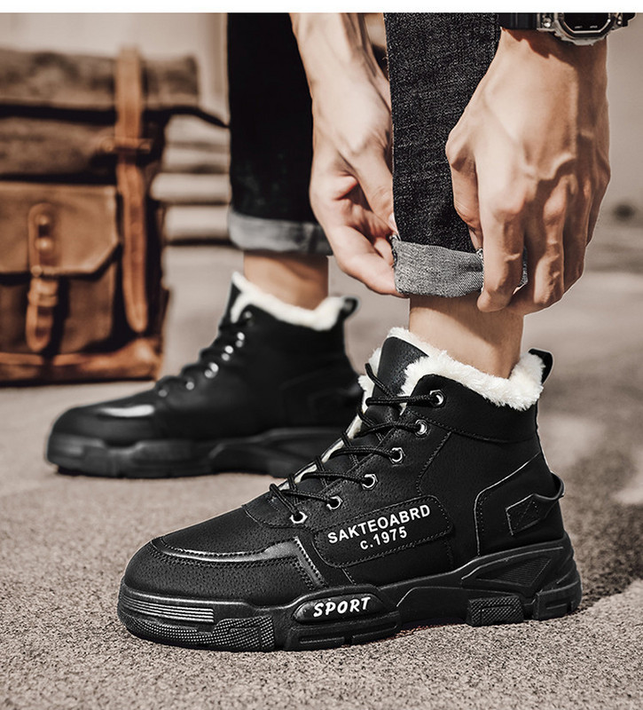 Šilti žieminiai batai su šiltu pamušalu ir užrašais