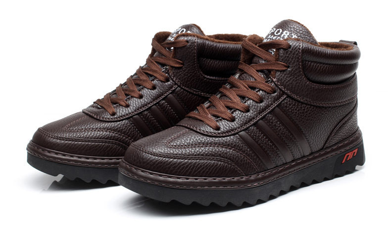 Ανδρικά μποτάκια casual από οικολογικό δέρμα σε δύο μοντέλα