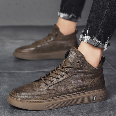 Ανδρικές μπότες από οικολογικό δέρμα με επίπεδη σόλα - δύο μοντέλα