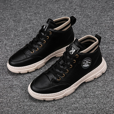 Ανδρικές μπότες με κορδόνια - δύο μοντέλα