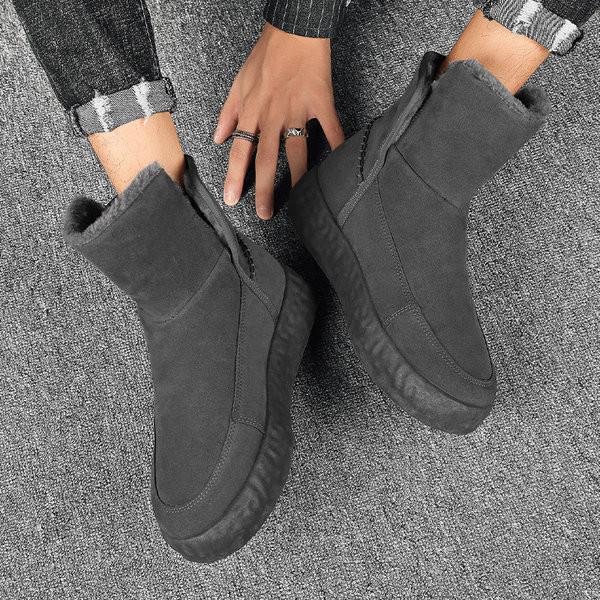 Moderne muške čizme od eko brušene kože s mekom postavom