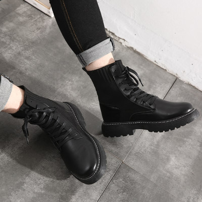 Ανδρικές μπότες δύο μοντέλα με τραχιά σόλα και κορδόνια