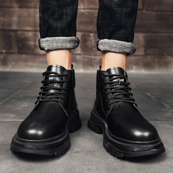 Elegantne muške čizme s ravnim potplatom od eko kože za zimu