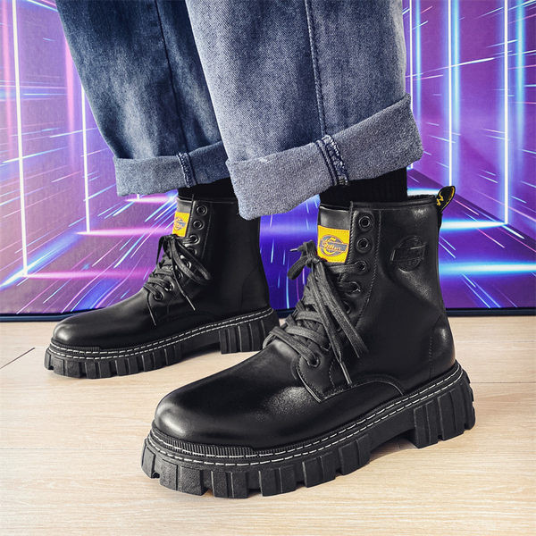 Мъжки кубинки с груба подметка - черен цвят