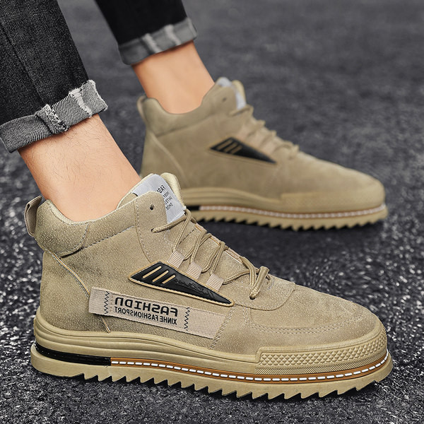 Novi model muških čizama od eko antilopa