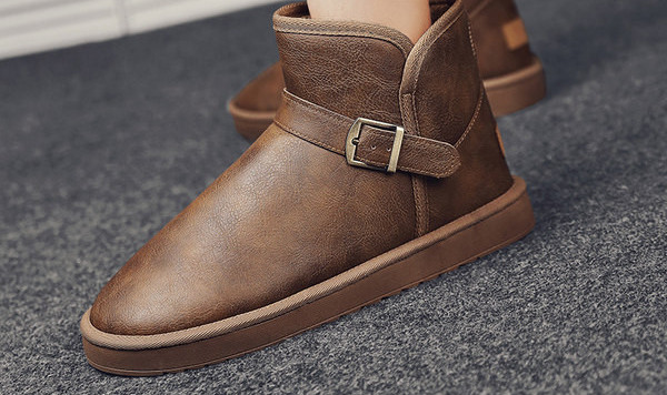 Muške čizme od eko kože sa ravnim đonom i metalnom kopčom