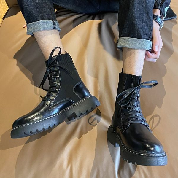 Ανδρικά  μποτάκια αρβήλας με τραχιά σόλα