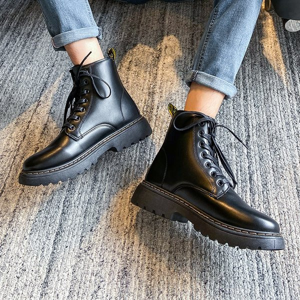 Muške čizme crne boje od eko kože